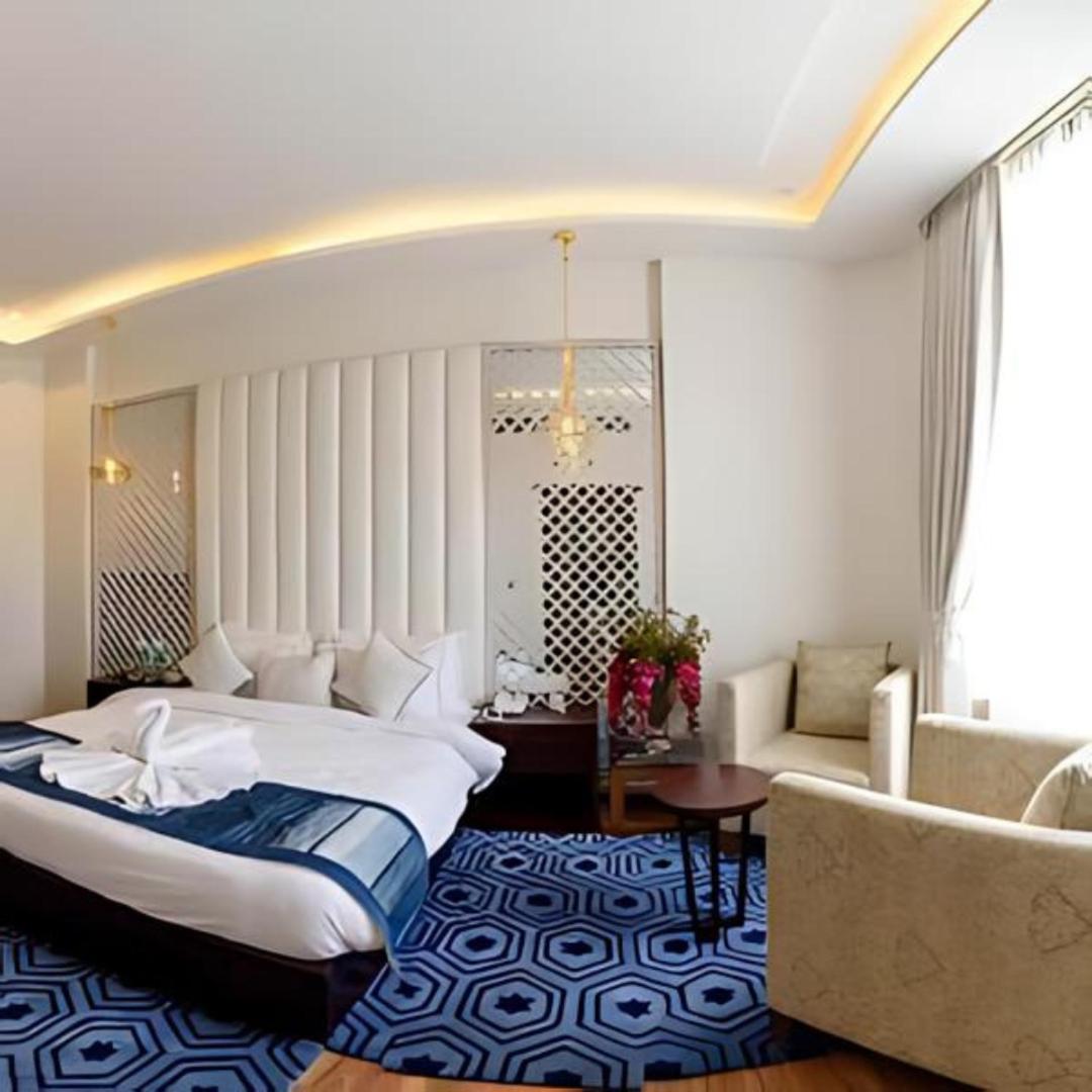 Hotel Natraj Risikés Kültér fotó